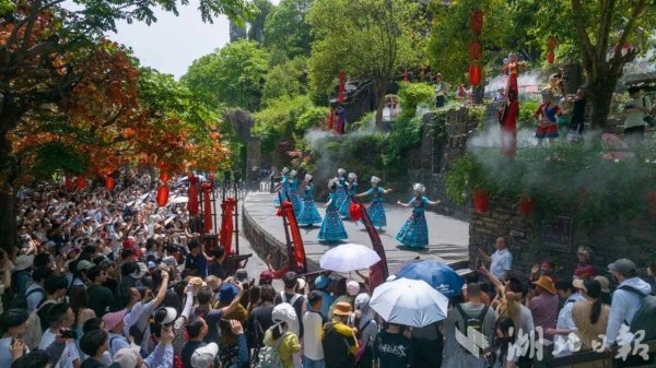 京海策略 湖北A级旅游景区三天接待游客超1217万人次 主要景区日均接近最大承载量